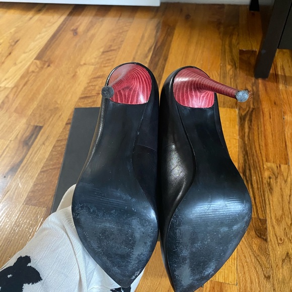 Donald J Pliner DMSX 7.5 Black Pumps Red Heels - Picture 7 of 8